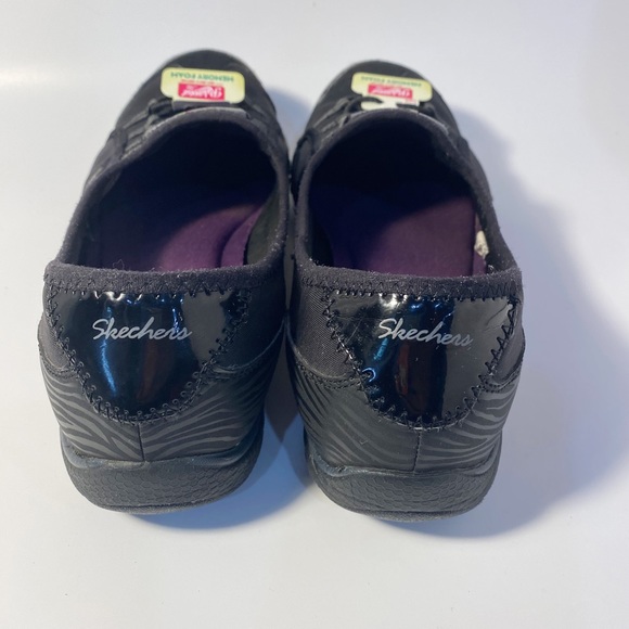 Skechers Women’s Relaxed Fit: Breathe Easy - Good Life in Black Size 7 - Picture 3 of 5